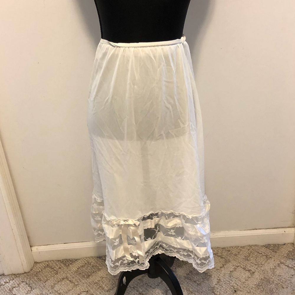 Vintage Lingerie Half Slip Ruffled Made USA Size M
